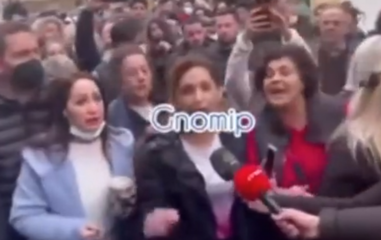 Λαϊκά δικαστήρια στην Πάτρα για Ρούλα Πισπιρίγκου – Ζητούν ΚΡΕΜΑΛΕΣ