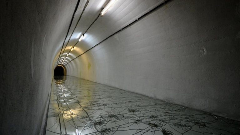 Ελβετία: Ετοιμάζουν τα καταφύγια για το ενδεχόμενο μίας πυρηνικής σύγκρουσης μεταξύ Ρωσίας-ΝΑΤΟ