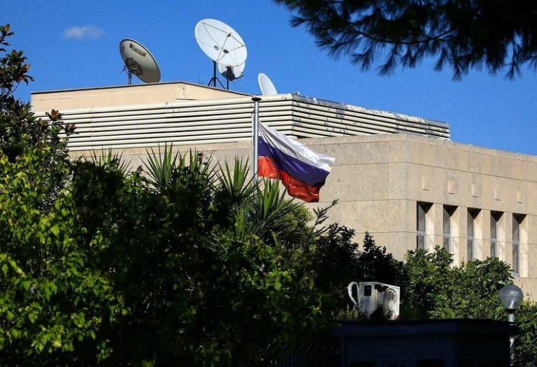 Έντονη αντίδραση της ρωσικής πρεσβείας στην Αθήνα μετά την απέλαση των 12 διπλωματών