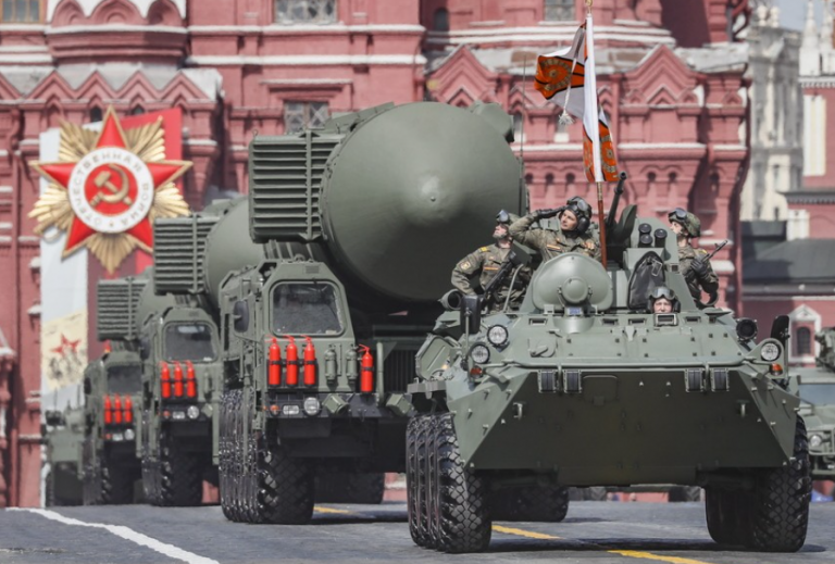 Όλα τα βλέμματα είναι στραμμένα στη Μόσχα