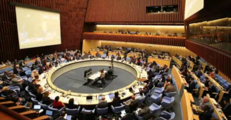 ΠΡΟΚΕΙΤΑΙ ΓΙΑ ΣΧΕΔΙΟ ΜΟΝΙΜΗΣ ΥΠΟΔΟΥΛΩΣΗΣ ΤΟΥ ΑΝΘΡΩΠΟΥ ΣΤΟΝ ΦΑΡΜΑΚΟΦΑΣΙΣΜΟ ΤΗΣ ΝΑΝΟΤΕΧΝΟΛΟΓΙΑΣ ΚΑΙ ΤΗΣ ΨΗΦΙΑΚΗΣ ΤΑΥΤΟΤΗΤΑΣ