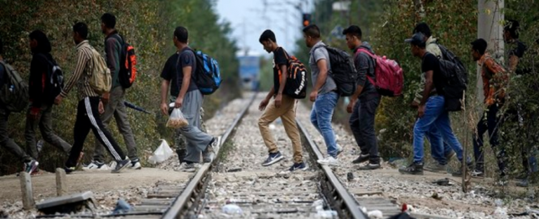 Καμπανάκι των Ινδικών ΜΜΕ προς την Ελλάδα: ”Οι Πακιστανοί θέλουν να σας αποσταθεροποιήσουν – Χτίζουν παράνομα τζαμιά και κάνουν εγκλήματα”!