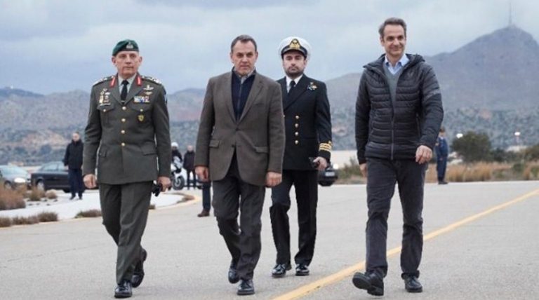 ΠΟΛΙΤΙΚΟ ΣΥΣΤΗΜΑ & ΗΓΕΣΙΑ ΕΝΟΠΛΩΝ ΔΥΝΑΜΕΩΝ ΣΚΑΒΟΥΝ ΤΟΝ ΛΑΚΚΟ ΤΗΣ ΕΛΛΑΔΟΣ: ΠΑΝΩ ΑΠΟ 1 ΔΙΣ ΕΥΡΩ ΕΔΩΣΕ Ο ΜΗΤΣΟΤΑΚΗΣ (12/4/2022) ΓΙΑ ΝΕΕΣ ΔΟΜΕΣ ΚΑΙ ΔΙΑΜΕΡΙΣΜΑΤΑ ΣΤΟΥΣ ΛΑΘΡΟΥΣ! Ο ΦΛΩΡΟΣ-ΕΝΟΠΛΕΣ ΔΥΝΑΜΕΙΣ ΘΑ ΤΟΥΣ ΥΠΟΔΕΧΟΝΤΑΙ ΓΙΑ ΤΗΝ ΑΝΤΙΚΑΤΑΣΤΑΣΗ ΤΩΝ ΕΛΛΗΝΩΝ