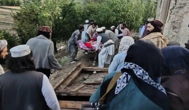 Ισχυρός σεισμός 6,1 Ρίχτερ στο Αφγανιστάν