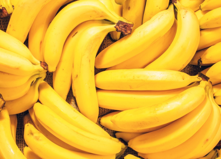 Όταν ξένοι αξιωματούχοι σε ενημερώνουν για εθνικά σου θέματα, πιστοποιούν ότι έχεις γίνει η τέλεια Μπανανία