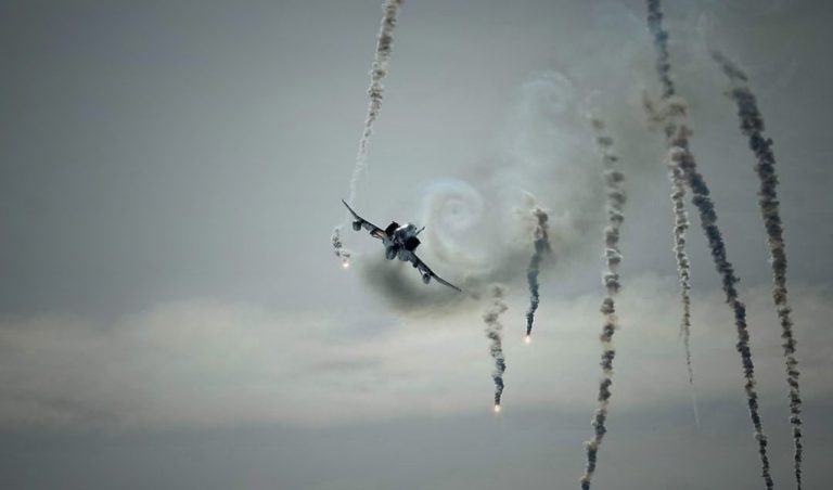 Οδηγία προς Ρώσους τουρίστες που θα ταξιδέψουν στην Τουρκία: «Μακριά από τα μικρασιατικά παράλια μεταξύ 15 και 30 Ιουλίου!»