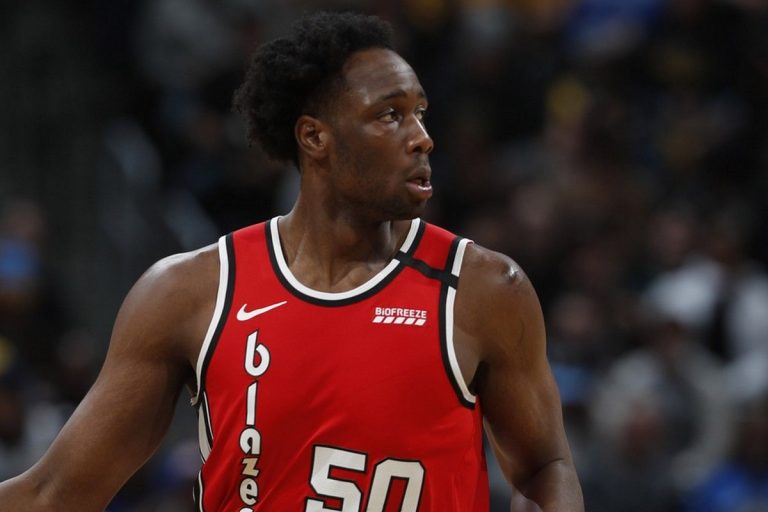 Νεκρός ο NBAer Κέιλεμπ Σουάνιγκαν σε ηλικία 25 ετών