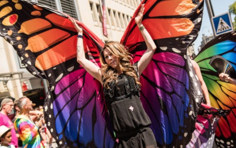 Αλλαγή φύλου κάθε χρόνο στη Γερμανία, τιμωρία στους διαφωνούντες γονείς