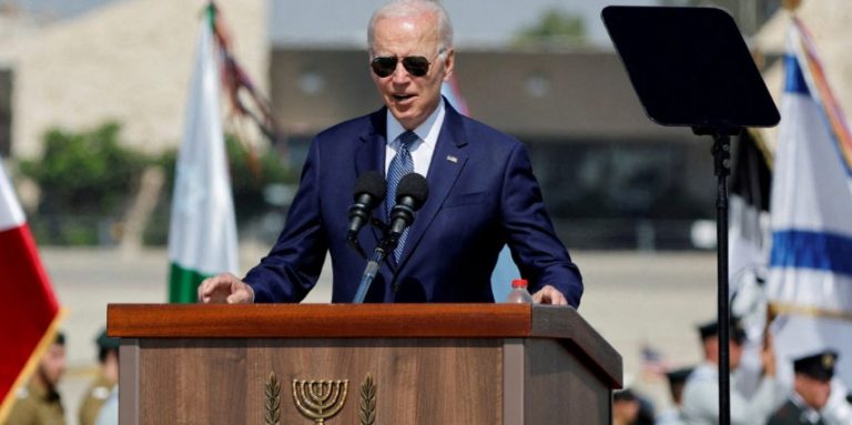 Μπάιντεν: «Ναι» στη χρήση βίας ως ύστατο μέσο για να μην αποκτήσει το Ιράν πυρηνικά όπλα