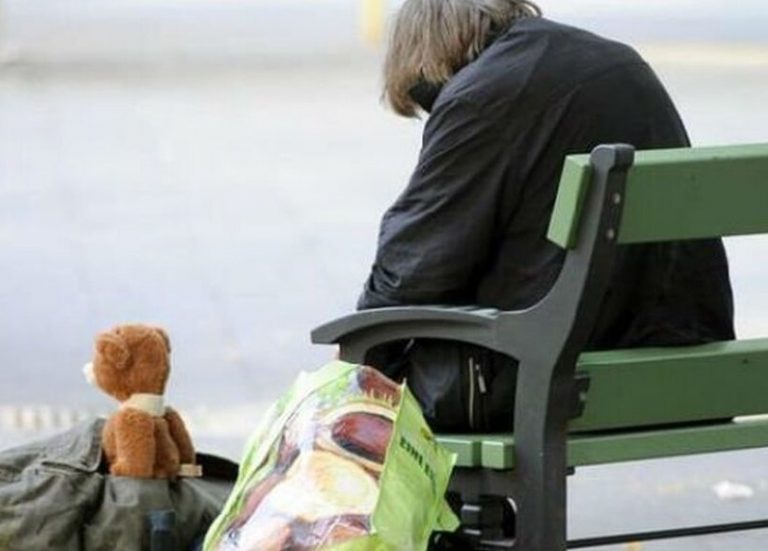 Eδώ και 30 χρόνια ποτέ η Γερμανία δεν είχε τόσους φτωχούς. Το 16,6% του πληθυσμού ζει στη φτώχεια στην 1η οικονομία της ευρωζώνης!