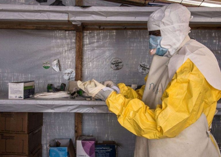 Νέα υγειονομική «βόμβα» στην Αφρική: Δύο κρούσματα του θανατηφόρου ιού Μάρμπουργκ στη Γκάνα