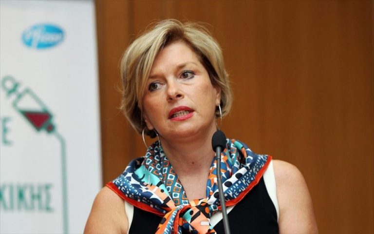 Η Μ.Γκάγκα βάζει τα παιδιά στο «κάδρο των εμβολίων»: «Πολλά δεν έχουν εμβολιαστεί αυτό πρέπει να αλλάξει»