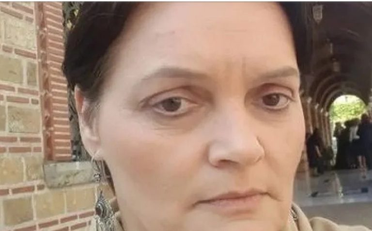 Πέθανε στα 49 της η δημοσιογράφος Κωνσταντινιά Τσολακίδου