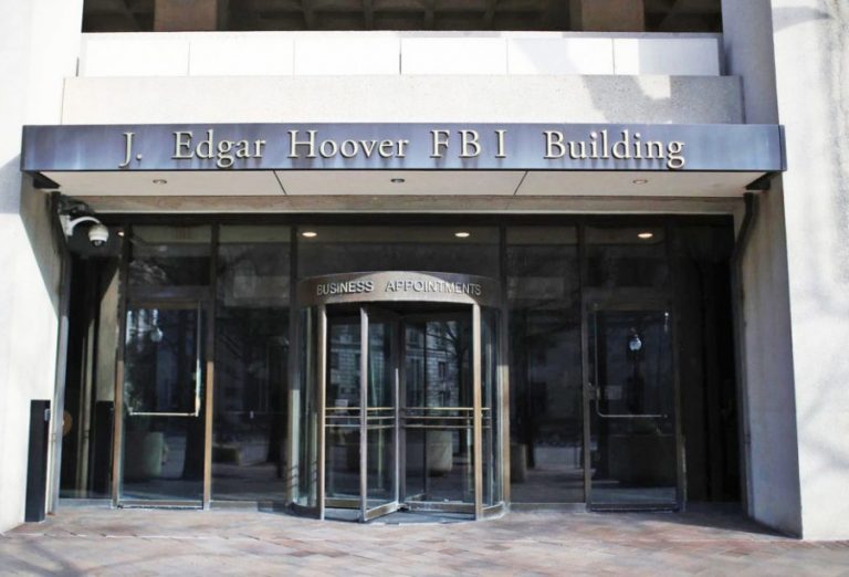 Αποκάλυψη CBS News> Μemo του FBI προειδοποιεί για τοποθέτηση “βρώμικης βόμβας” και “ένοπλες εξεγέρσεις”