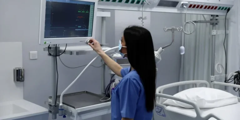 Ραγδαία και ανησυχητική ΑΥΞΗΣΗ των ΘΑΝΑΤΩΝ! Χαμός και στην Βρετανία