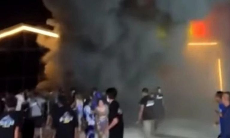 Τραγωδία σε νυχτερινό κέντρο στην Ταϊλάνδη: 13 νεκροί και 41 τραυματίες από φωτιά–Σοκαριστικό βίντεο