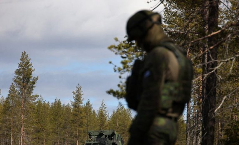 Ανησυχούν Φινλανδία και Λιθουανία μετά το διάγγελμα Πούτιν: Σε ετοιμότητα οι ένοπλες δυνάμεις τους
