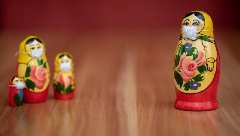 «ΒΟΜΒΑ» Βέλγου ιολόγου: Έτσι κρατάνε την πανδημία «ΖΩΝΤΑΝΗ»