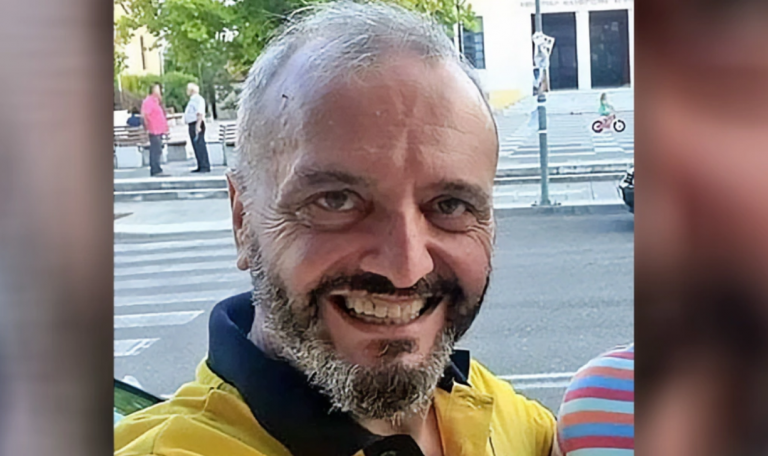 Νέες αποκαλύψεις: «Θα σας κάψω ζωντανούς» απειλούσε ο 53χρονος – «Η γυναίκα του μας έδινε 10.000 ευρώ» – Αν ισχύουν η κ.σύμβουλος του άλλαλου Μπακογιάννη, πρέπει να διωχθεί και να προφυλακιστεί!Γιατί δεν την έχουν καλέσει να πάει ανακριτή;;;  ΕΝΤΑΛΜΑΤΑ ΣΥΛΛΗΨΗΣ ΤΩΡΑ!