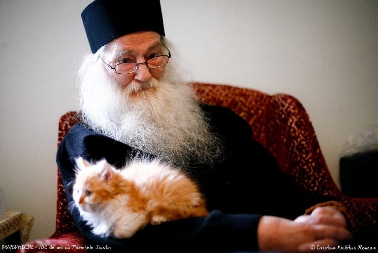 «Σκοπός μιας παγκόσμιας διακυβέρνησης δεν είναι άλλος από την διάλυση του ανθρώπου και τη διάλυση της επαφής μεταξύ των ανθρώπων…»