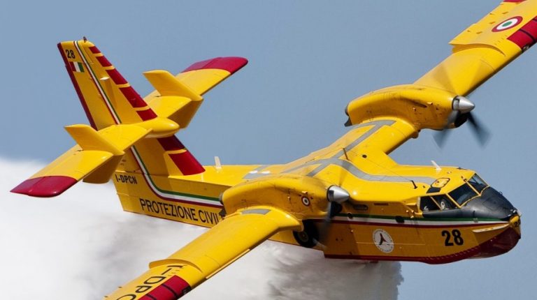 Ιταλία: Συνετρίβη Canadair στην Αίτνα – Αγνοούνται οι δύο πιλότοι