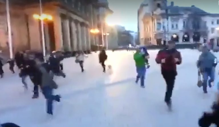 Κομματι απο την “πληροφορια” που χρειαζεσαι για να εισαι πειθηνιος !..