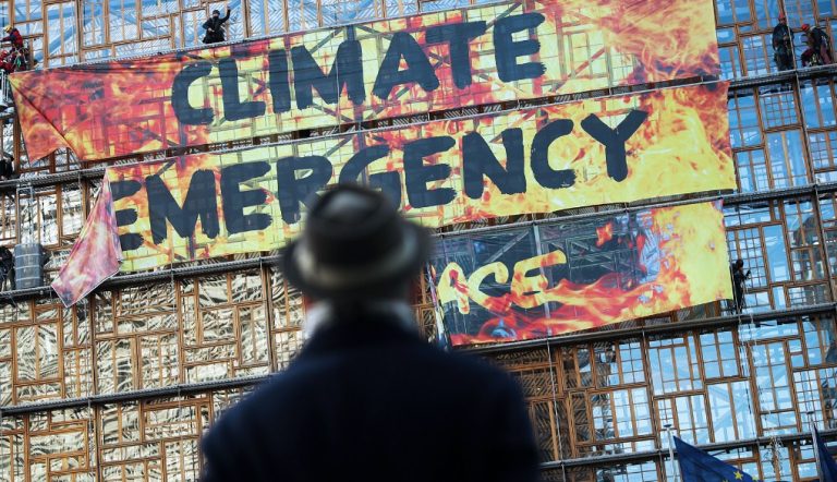 Οι παγκόσμιες ελίτ ανακοινώνουν σχέδια για υποχρεωτικά κλιματικά lockdown