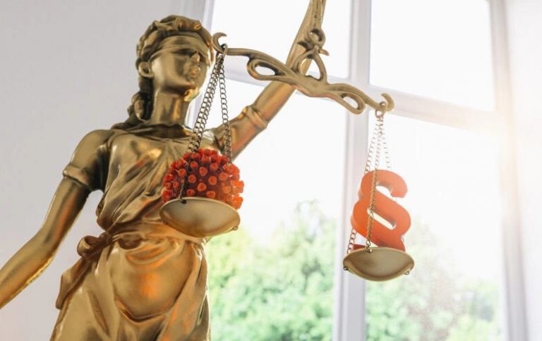 Η κατάλληλη αντίδρασή στις υποχρεωτικότητες, την προπαγάνδα και τη λογοκρισία