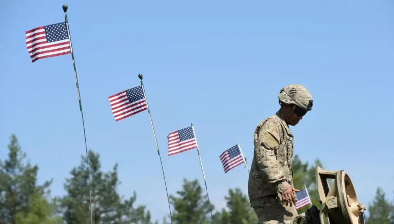 ΗΠΑ: Ο Αμερικάνικος στρατός στην Ευρώπη είναι έτοιμος για κάθε ενδεχόμενο! H Γερμανία κινητοποιεί όλο το πολεμικό της ναυτικό!! Πολεμική ατμόσφαιρα!!