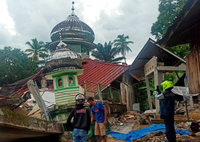 Ινδονησία: Σεισμός 5,8 Ρίχτερ στη βόρεια Σουμάτρα – Ένας νεκρός