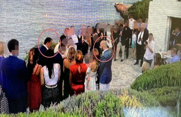 ΠΙΟ ΒΡΩΜΕΡΟΣ ΚΑΙ ΑΠΟ ΤΟΝ ΥΠΟΝΟΜΟ!!! ΕΤΣΙ ΣΤΗΘΗΚΕ Ο “ΙΣΤΟΣ” ΠΑΡΑΚΟΛΟΥΘΗΣΕΩΝ ΑΠΟ ΤΗΝ ΚΥΒΕΡΝΗΣΗ ΚΑΙ ΤΟΝ ΠΡΥΤΑΝΗ ΤΗΣ ΛΑΜΟΓΙΑΣ, Γ. ΛΑΒΡΑΝΟΥ – ΒΑΦΤΙΣΙΑ, ΚΟΥΜΠΑΡΙΕΣ ΚΑΙ Ο ΠΡΩΤΗΣ ΓΡΑΜΜΗΣ ΥΠΟΥΡΓΟΣ ΠΟΥ ΕΜΦΑΝΙΖΕΤΑΙ ΝΑ ΤΑ ΕΣΤΗΣΕ ΟΛΑ ΜΑΖΙ ΜΕ ΤΟΝ Γ. ΔΗΜΗΤΡΙΑΔΗ