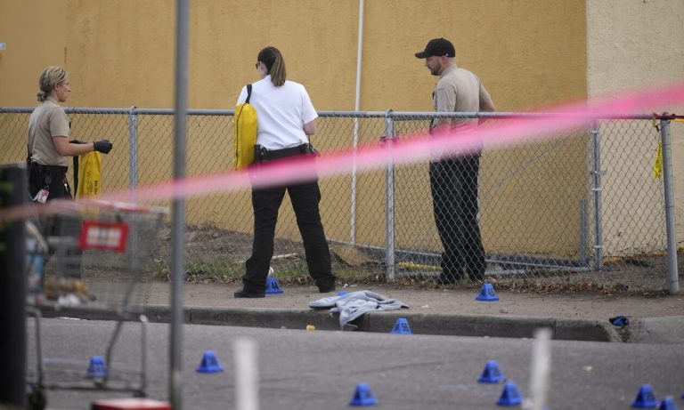 ΗΠΑ: 5 νεκροί και 18 τραυματίες από πυροβολισμούς σε κλαμπ στο Κολοράντο