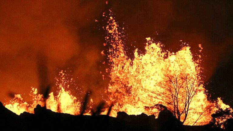 Χαβάη: Εξερράγη το ηφαίστειο Μάουνα Λόα – Σε ετοιμότητα οι κάτοικοι