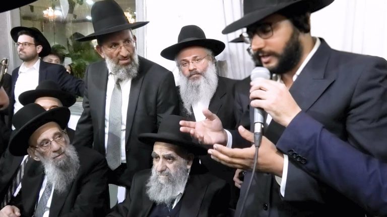 Μια φωτο … εκατομμυρια βιβλια ..αναμονης ! Σχεδια …τοσα σχεδια !