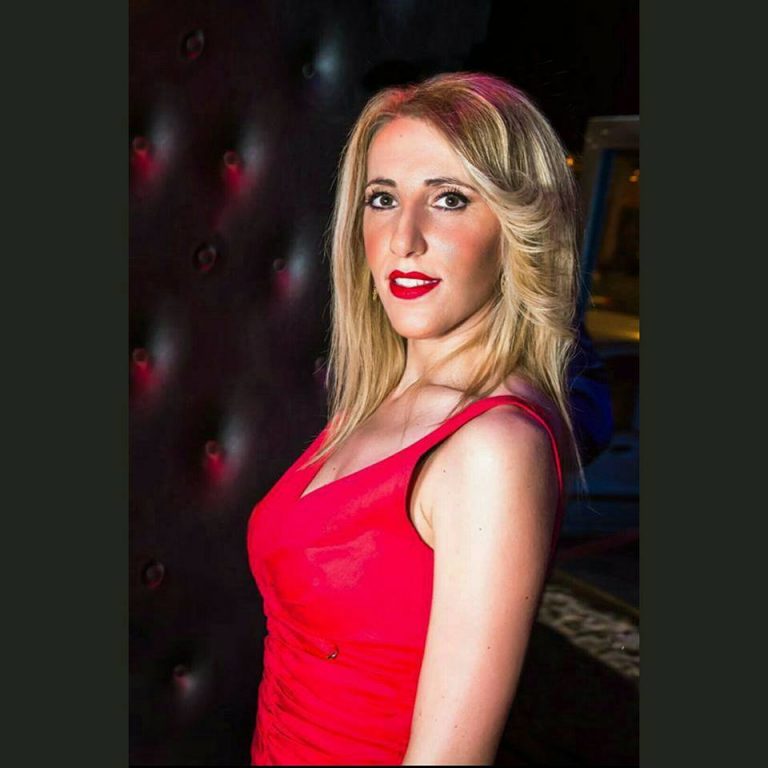 Η δασκάλα με τα ξανθά μαλλιά στη γειτονιά των αγγέλων… Στο πένθος η πόλη της Κοζάνης