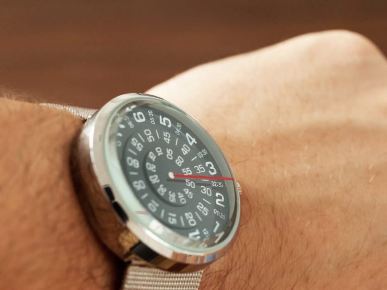 Πώς λειτουργούν τα αναλογικά ρολόγια