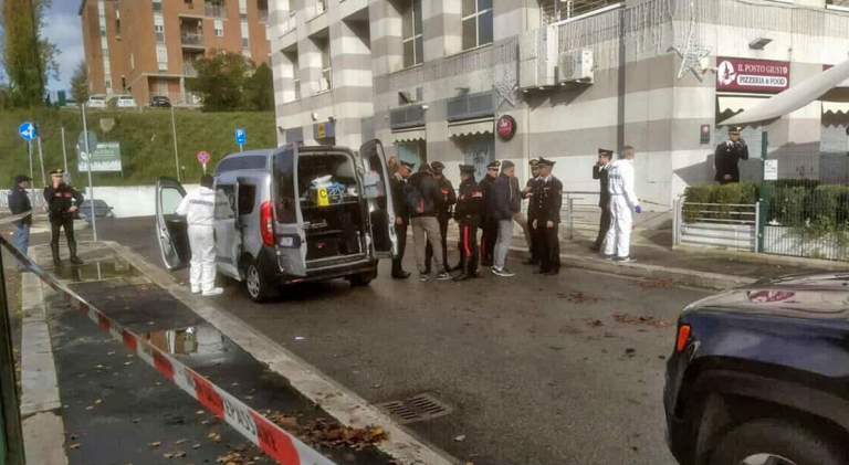 Ρώμη: Νεκροί και τραυματίες σε συνέλευση πολυκατοικίας