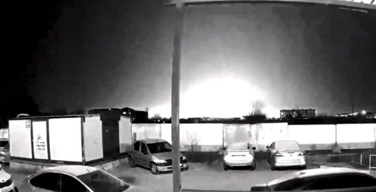 Ρωσία: Εκρήξεις σε αεροπορικές βάσεις που σταθμεύουν βομβαρδιστικά Tu-95