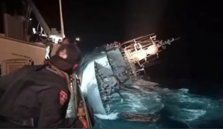 Ταϊλάνδη: 33 άνθρωποι αγνοούνται μετά τη βύθιση κορβέτας