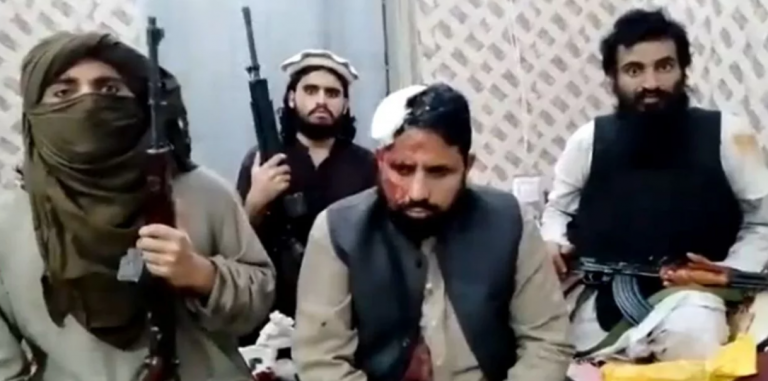 Πακιστάν: Ταλιμπάν κατέλαβαν αστυνομικό τμήμα και κρατούν ομήρους αστυνομικούς και στρατιώτες