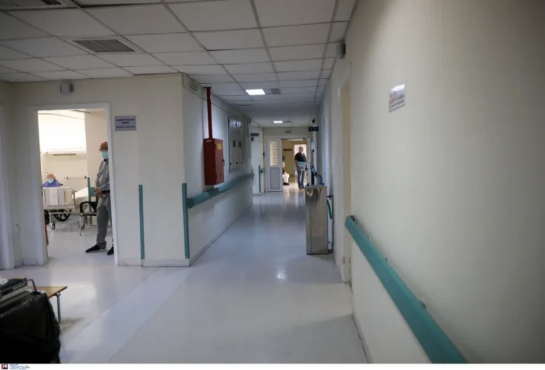 Απίστευτη τραγωδία στην Καρδίτσα: Μάνα και γιος πέθαναν με διαφορά λίγων λεπτών