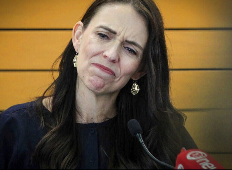 Παραιτείται τον επόμενο μήνα η πρωθυπουργός της Νέας Ζηλανδίας Τζασίντα Άρντερν