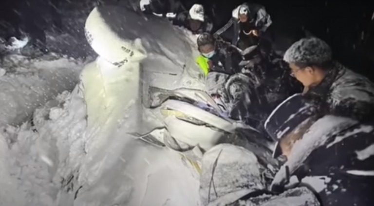 Κίνα: Στους 28 οι νεκροί από τη χιονοστιβάδα στο Θιβέτ