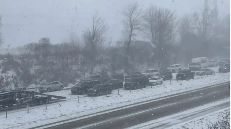 ΗΠΑ: Καραμπόλα με πάνω από 50 οχήματα στο Μίσιγκαν