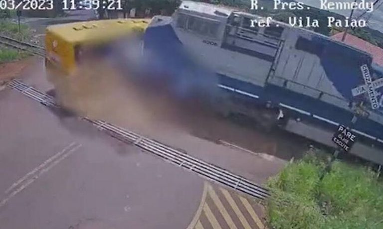 Βραζιλία: Τρένο συγκρούστηκε με σχολικό – Δύο παιδιά νεκρά