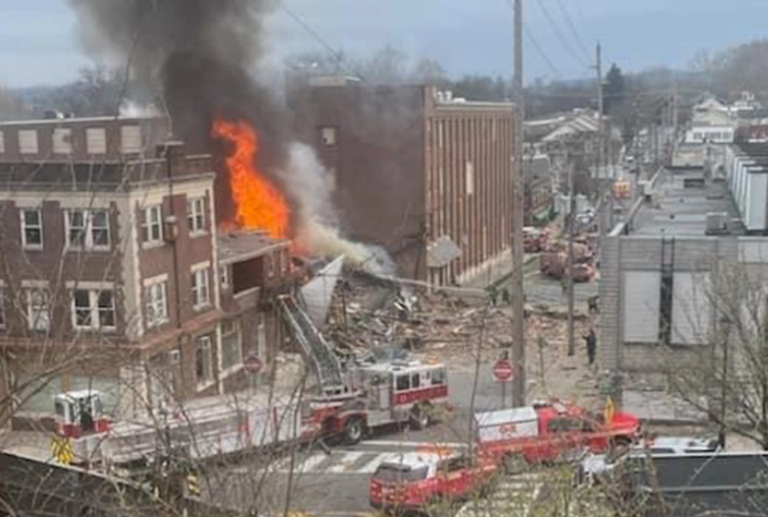 Τουλάχιστον δύο νεκροί από έκρηξη σε σοκολατοβιομηχανία στην Πενσιλβάνια