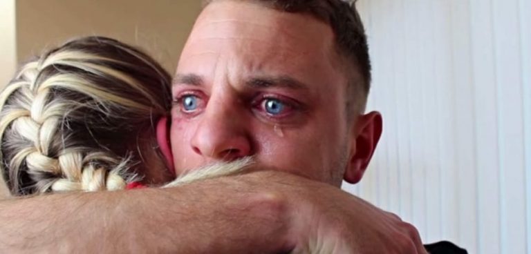 Ο.Υ.Α. ΕΚΤΑΚΤΟ .¨Σκότωσαν¨ την Δημοκρατία . Με το 1/9ο των ψήφων ¨βγαίνουν¨ αυτοδύναμοι ¨ Έτοιμα 750.000 μηνύματα σε νέους για να αποτραπεί .