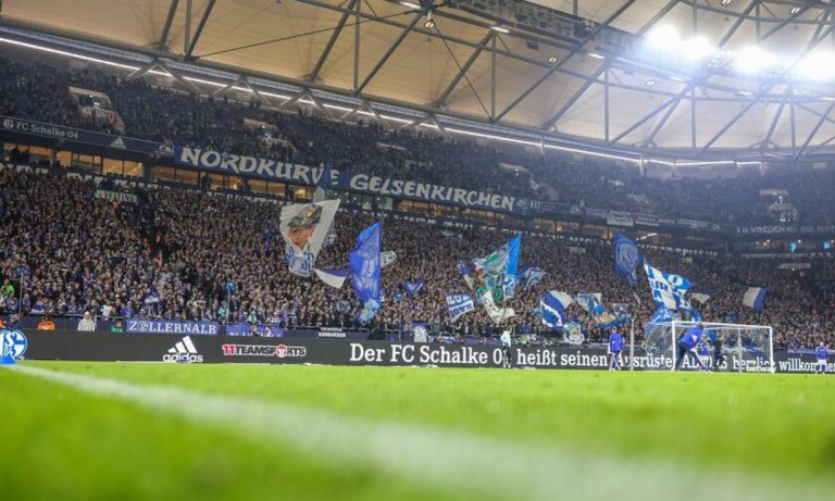 Bundesliga: Οπαδός κατέρρευσε και πέθανε κατά τη διάρκεια του Σάλκε – Λεβερκούζεν