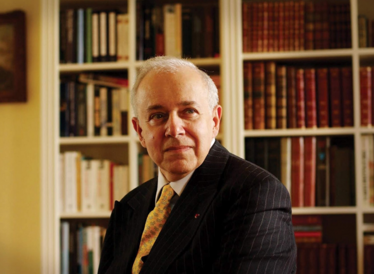 Πέθανε ο σερ Βασίλειος Μαρκεζίνης σε ηλικία 79 ετών