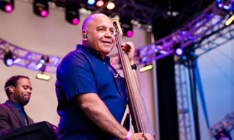 Νεκρός ο διάσημος Κουβανός τραγουδιστής Χουάν Κάρλος Φορμέλ